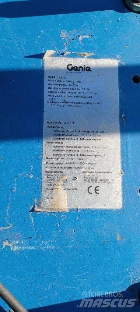 GENIE GS3246 Nůžková zvedací plošina