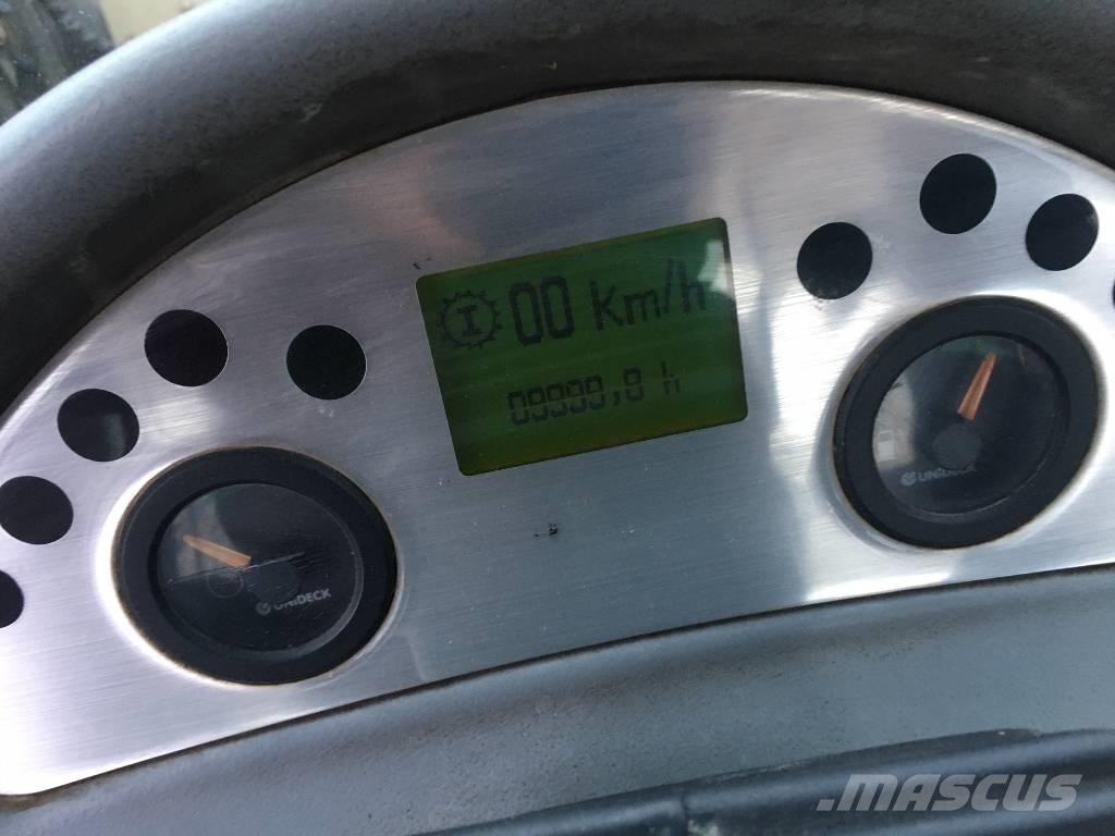 Terex TL 260 Kolové nakladače