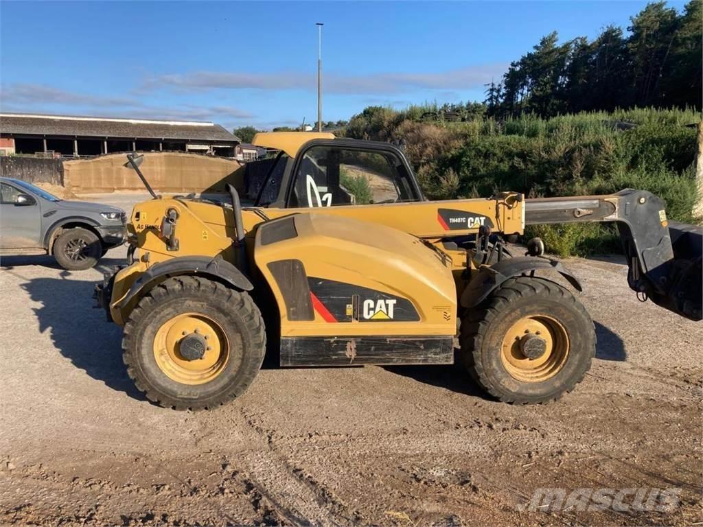 CAT TH 4070 Teleskopické nakladače pro zemědělství