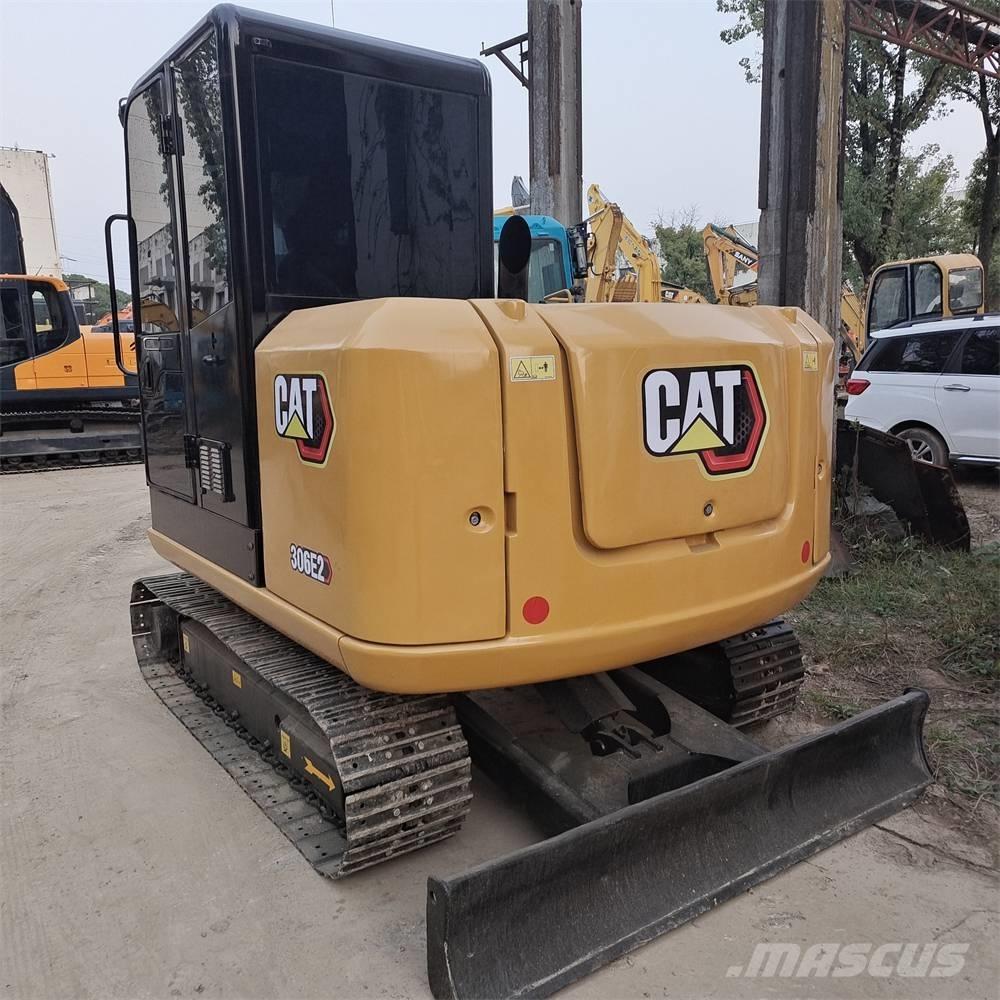 CAT 306 E Mini rýpadla < 7t