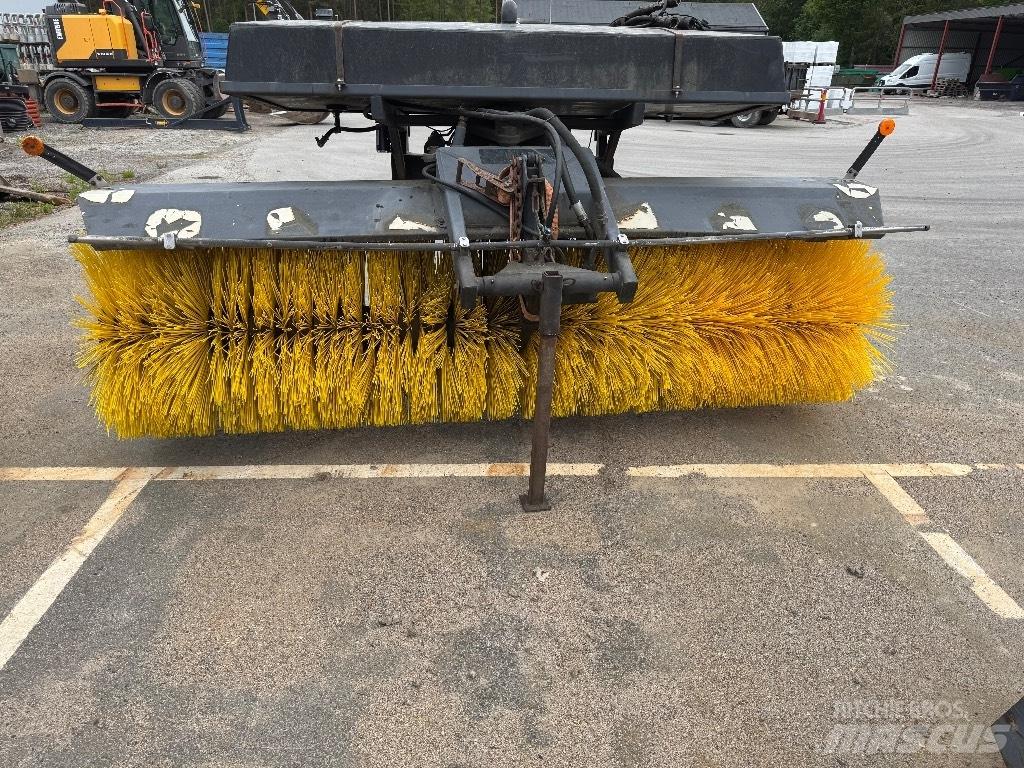  VilaKone HL  320/900 Zametací kartáče