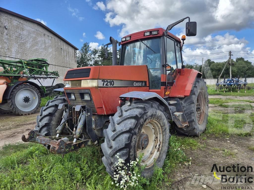 Case IH IH 7210 Traktory
