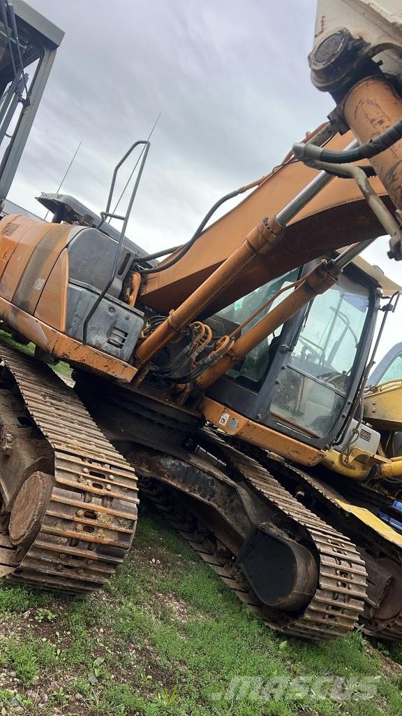 CASE CX 210 B N LC Pásy, řetězy a podvozek