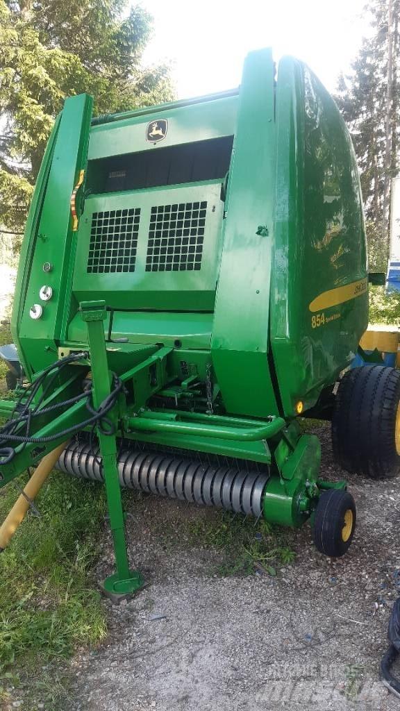 John Deere 854 Lis na válcové balíky