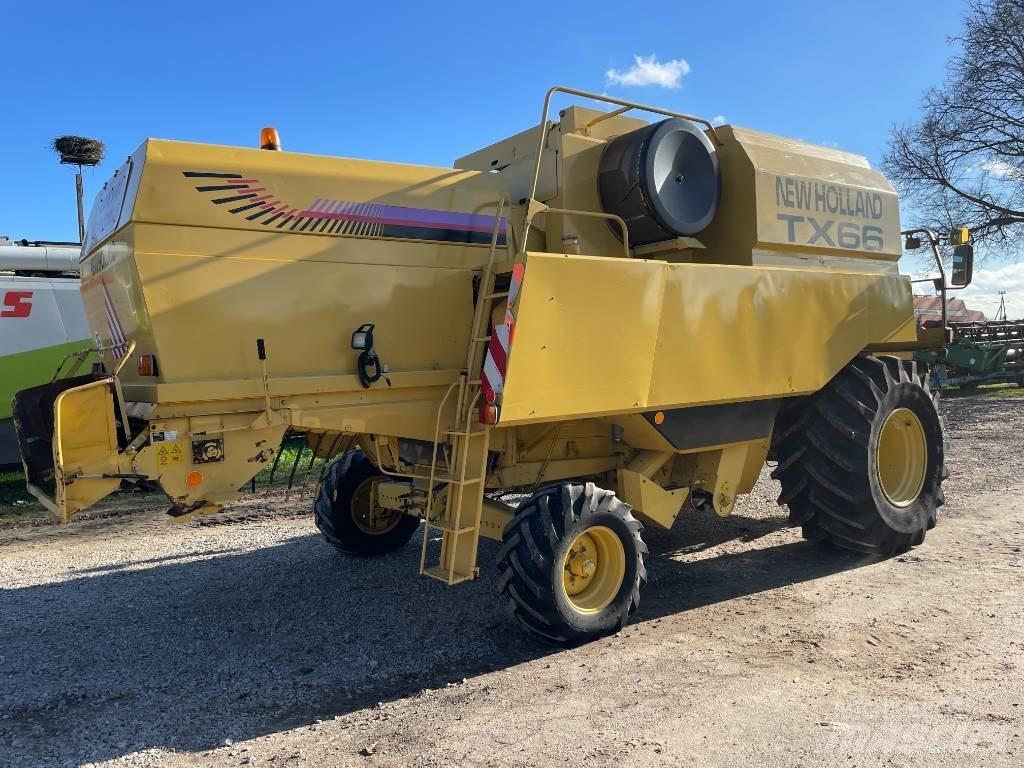 New Holland TX 66 Sklízecí mlátičky