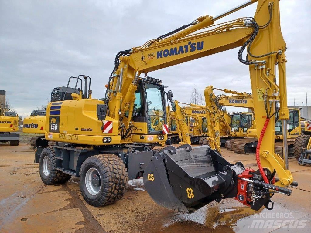 Komatsu PW158-11E0 Kolová rýpadla