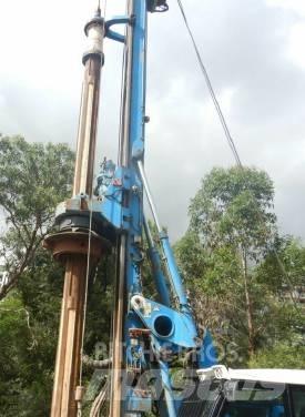 Soilmec SR45 Pilířové jeřáby