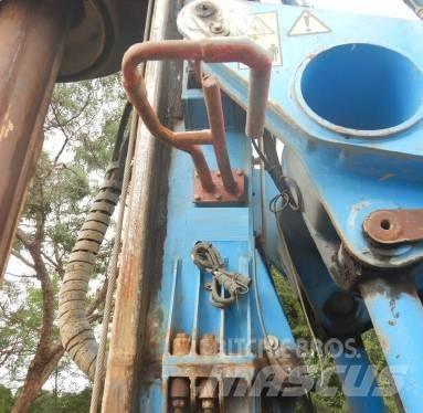 Soilmec SR45 Pilířové jeřáby