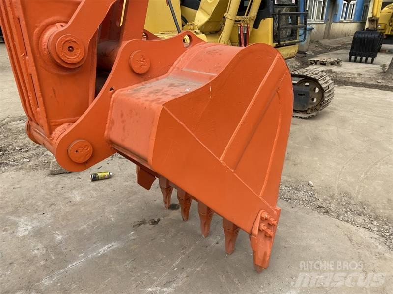 Doosan DX150 Pásová rýpadla