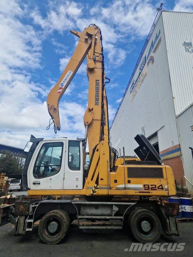 Liebherr A924C Stroje pro manipulaci s odpadem