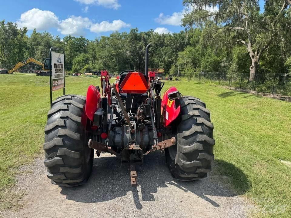 Massey Ferguson 2635 Traktory