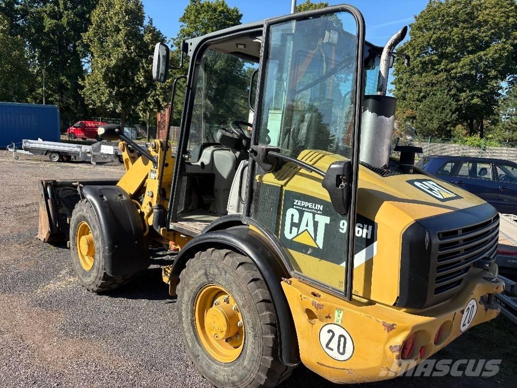 CAT 906 H Kolové nakladače