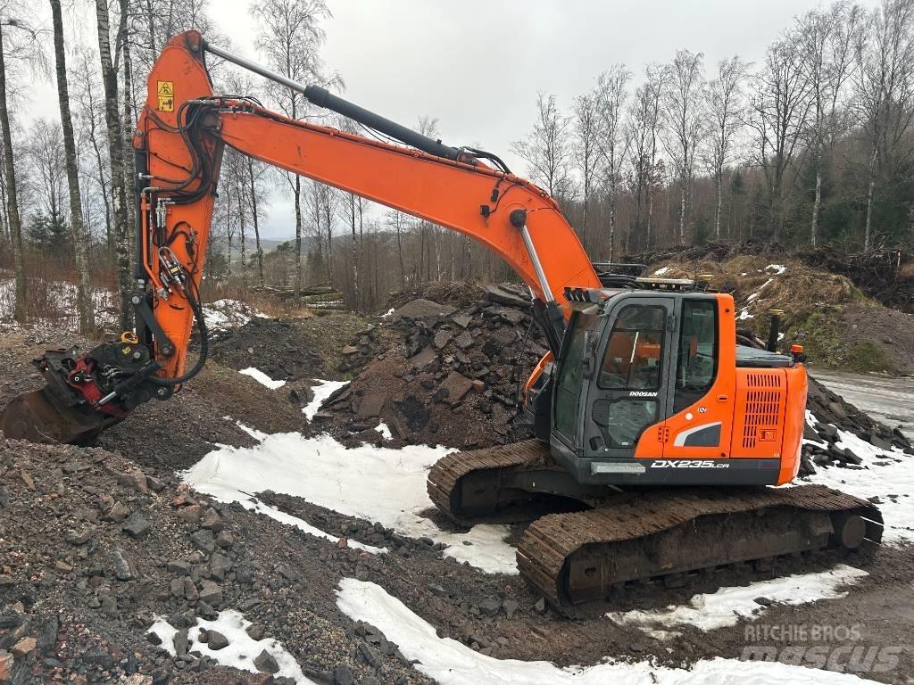 Doosan DX 235 LCR-5 Pásová rýpadla