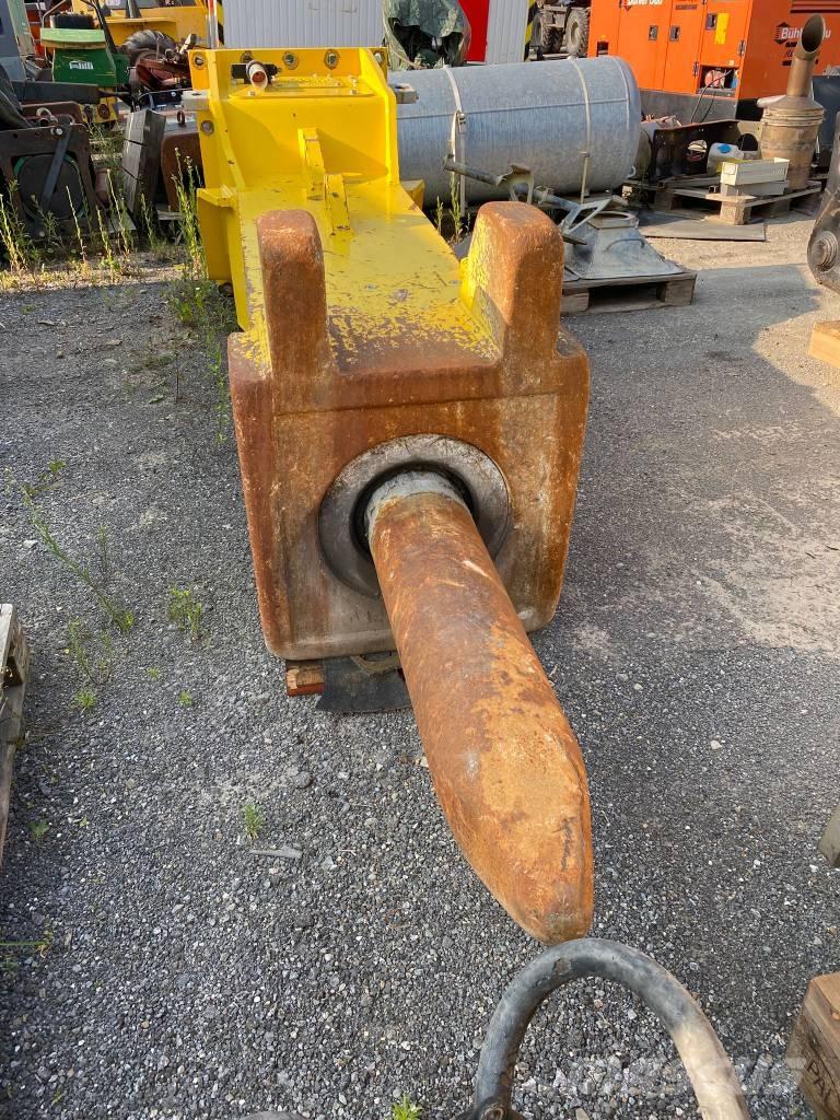 Epiroc HB7000 Bourací kladiva / Sbíječky