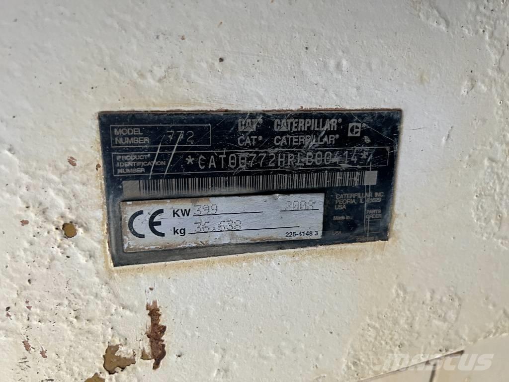 CAT 772 Kloubové dempry