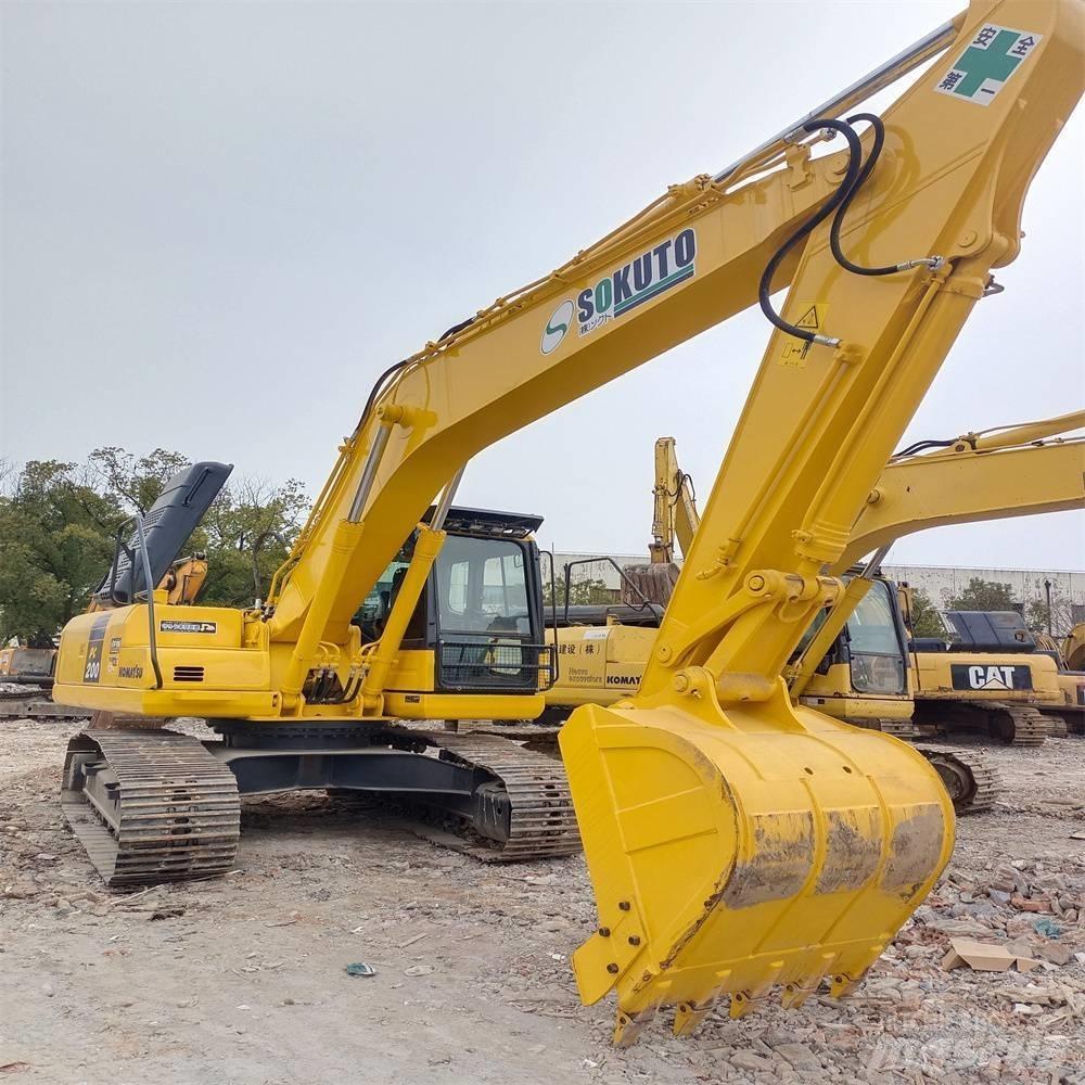 Komatsu PC 200 Pásová rýpadla