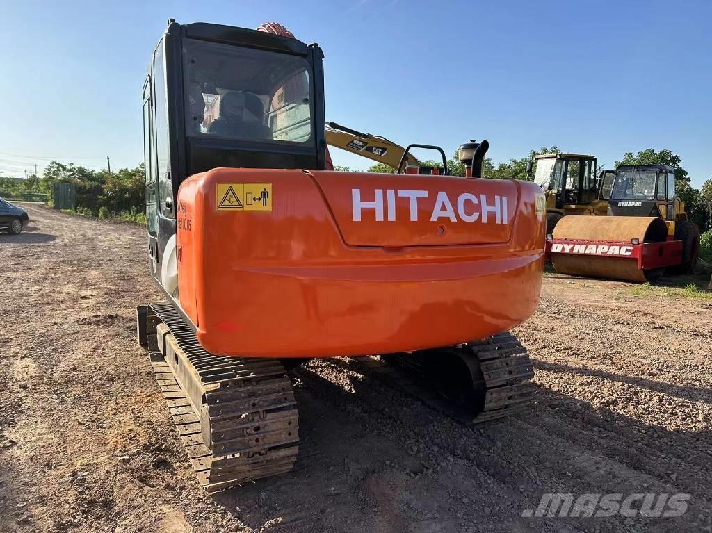 Hitachi ZX70 Midi rýpadla 7t - 12t