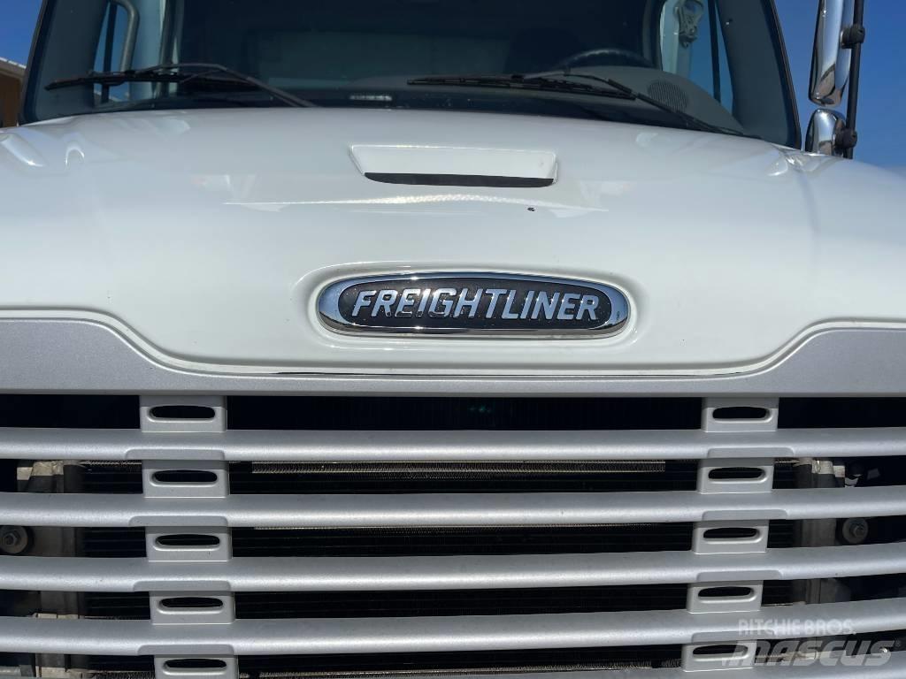 Freightliner M 106 Chladírenské nákladní vozy