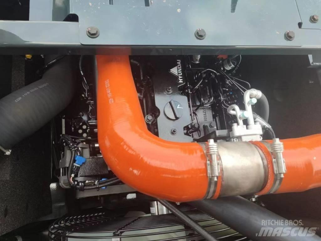 Hyundi HX300 Pásová rýpadla