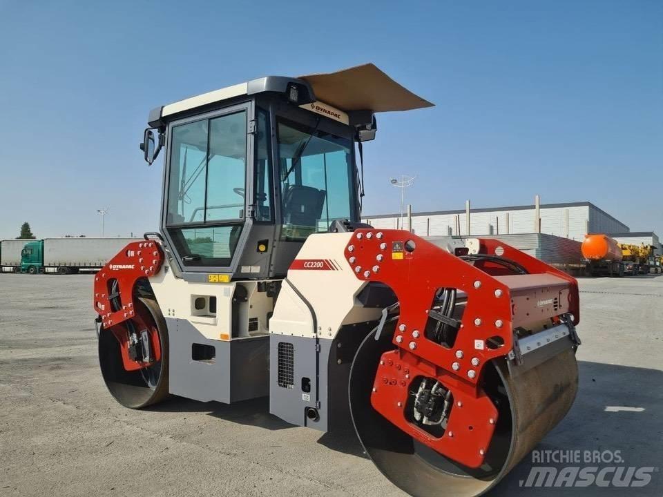 Dynapac CC2200 Tandemové válce