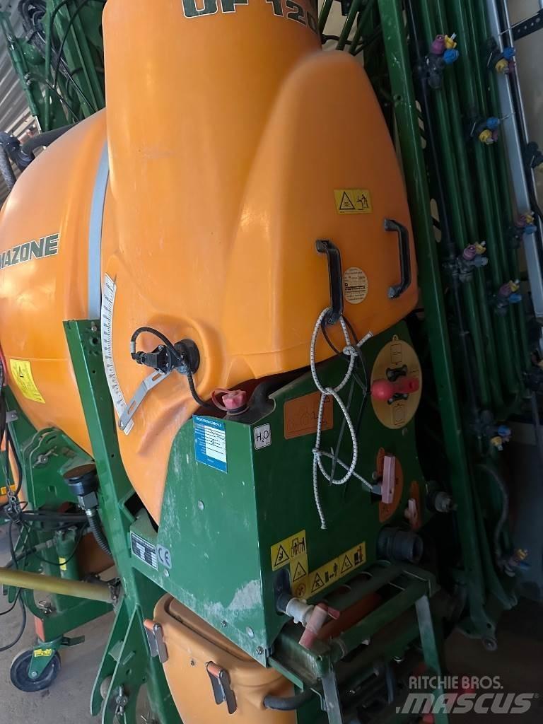 Amazone UF1201 Nesené postřikovače