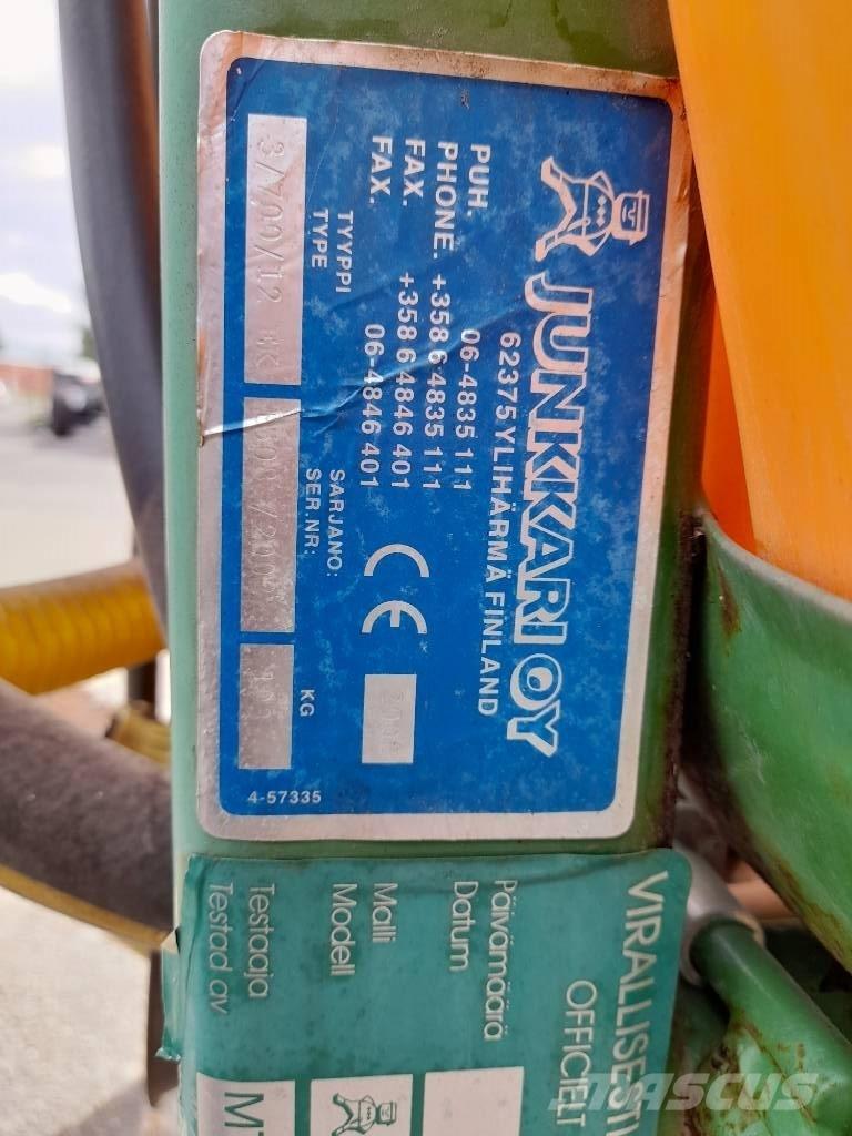 Junkkari 3/700/12 Nesené postřikovače