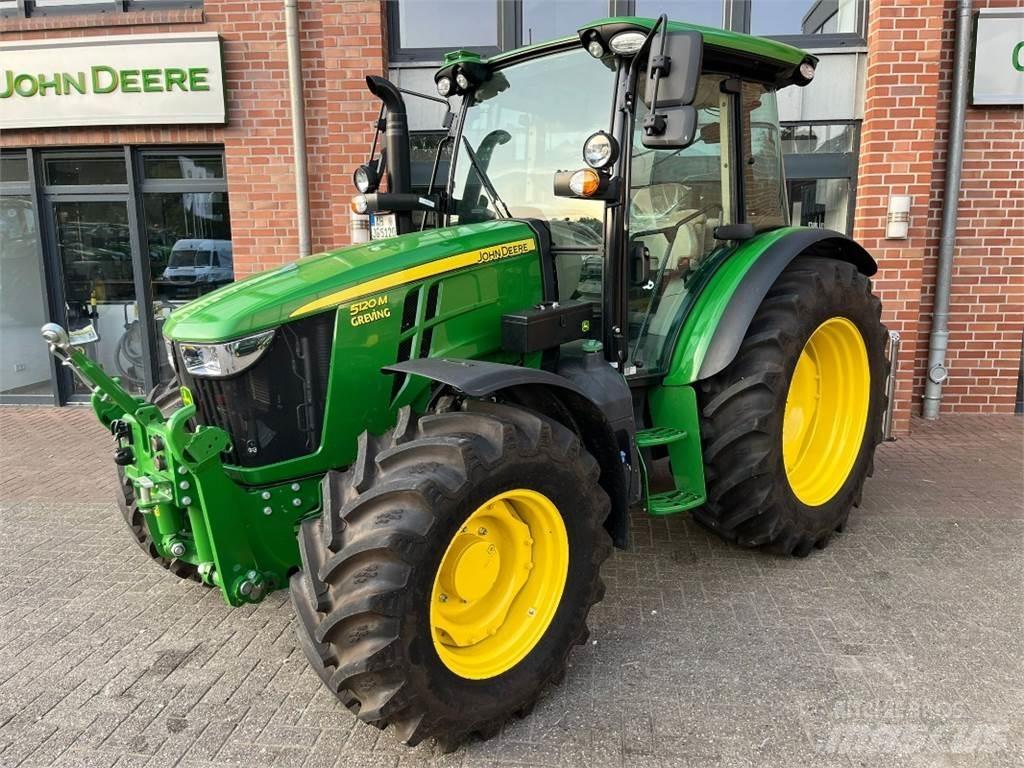 John Deere 5120M Traktory