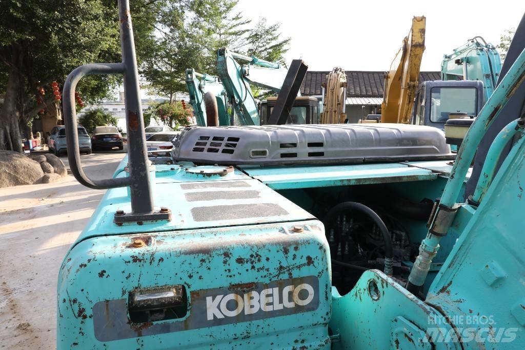 Kobelco SK 210-8 Pásová rýpadla