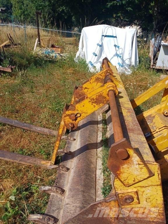 JCB 3 CX Rýpadlo-nakladače