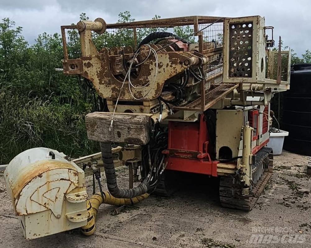 Comacchio MC 405 Velké vrtací stroje