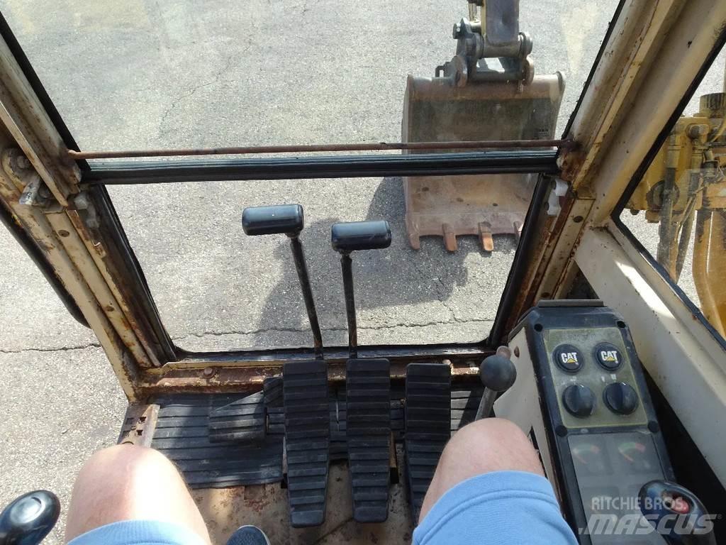 CAT 307 Mini rýpadla < 7t