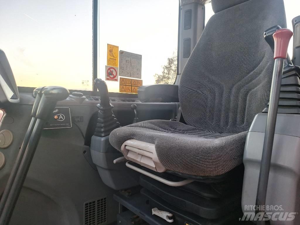 Doosan DX 80 R Midi rýpadla 7t - 12t