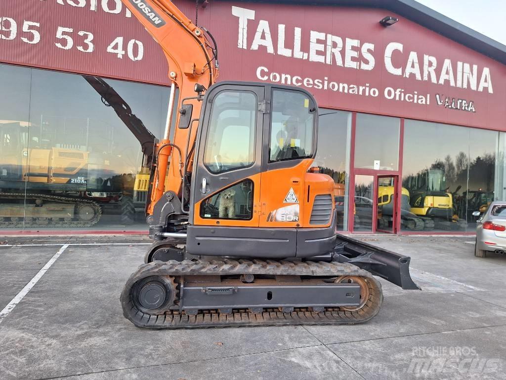 Doosan DX 80 R Midi rýpadla 7t - 12t