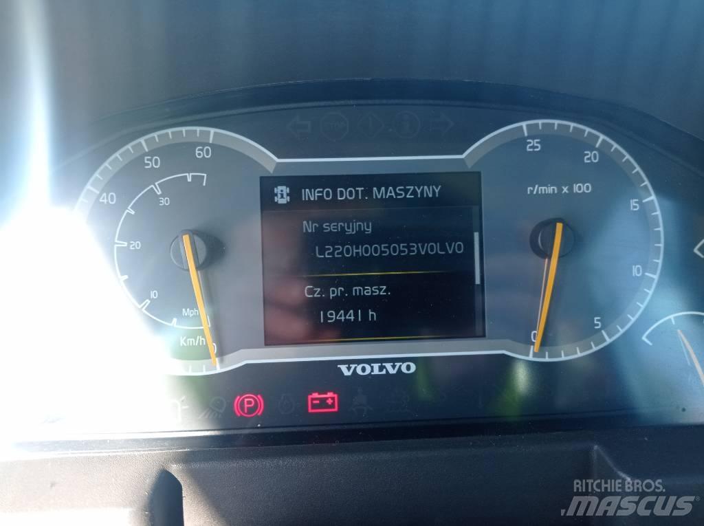 Volvo L 220 H Kolové nakladače
