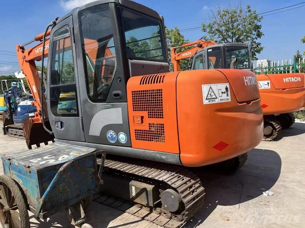 Hitachi ZX 60 Pásová rýpadla