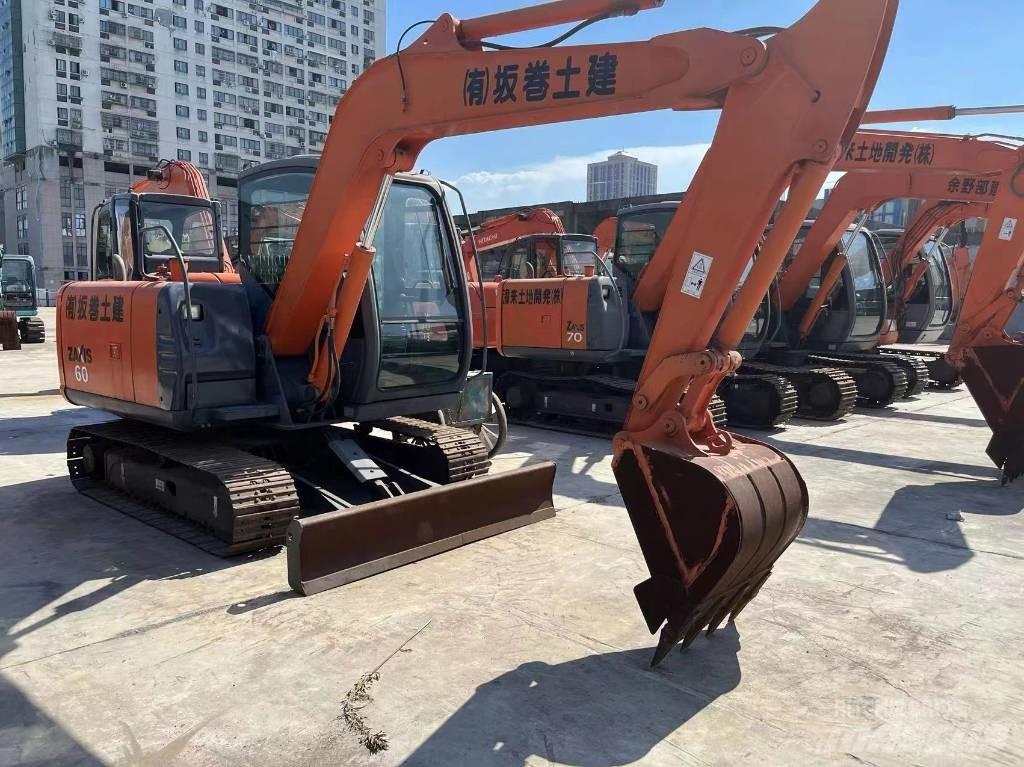 Hitachi ZX 60 Pásová rýpadla