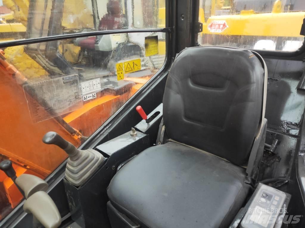 Hitachi ZX55 Mini rýpadla < 7t