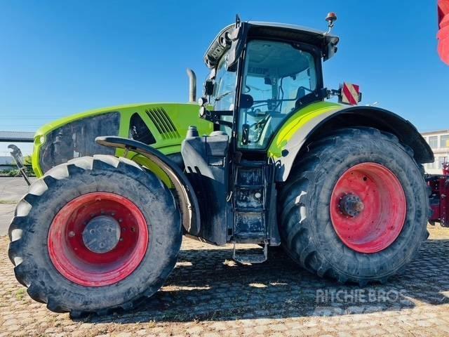 CLAAS Axion 950 Traktory