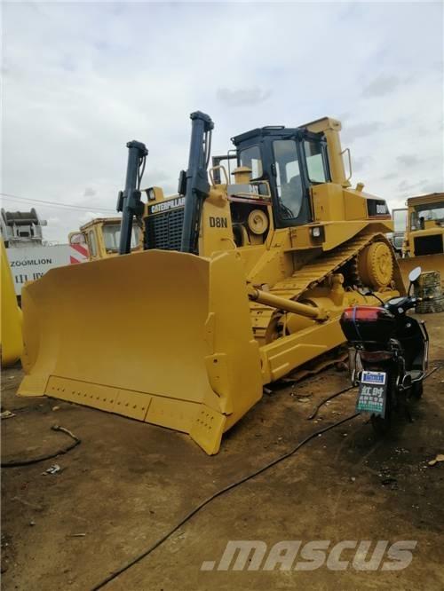 CAT D 8 N Pásové dozery