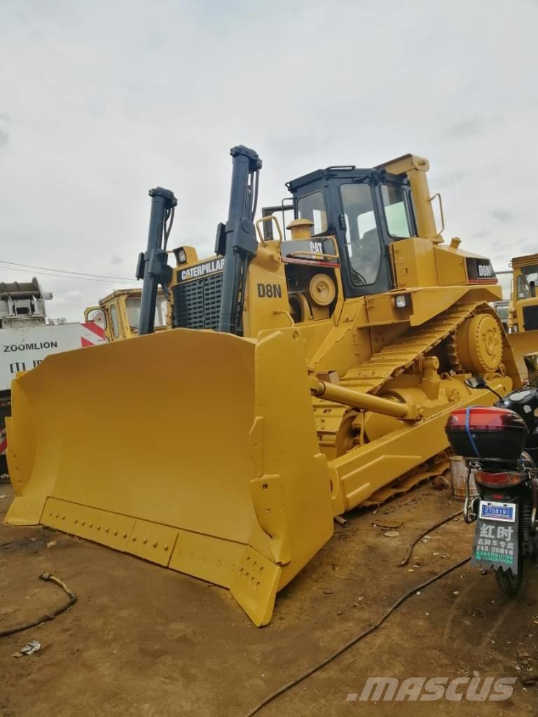 CAT D 8 N Pásové dozery