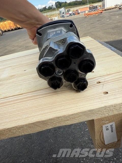 Rexroth NEW JOYSTICK Kabiny a interiér