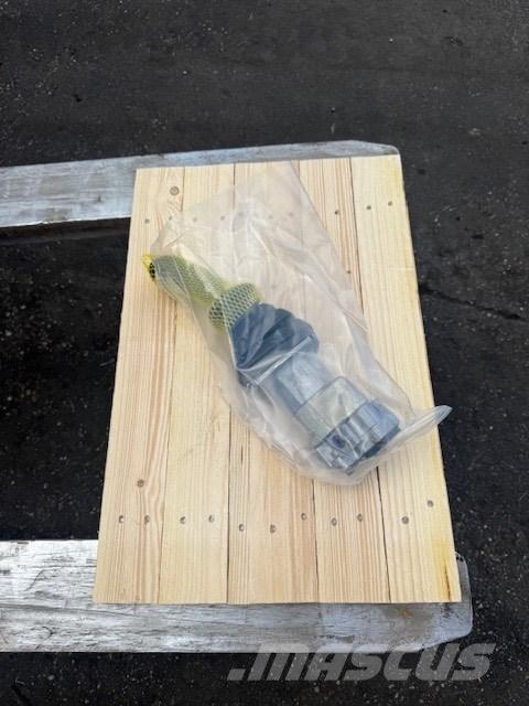 Rexroth NEW JOYSTICK Kabiny a interiér