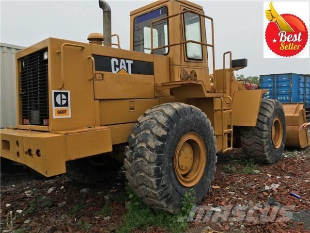 CAT 966 F Kolové nakladače