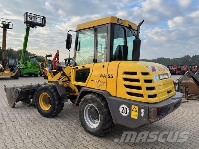 Komatsu WA 65-3 Kolové nakladače