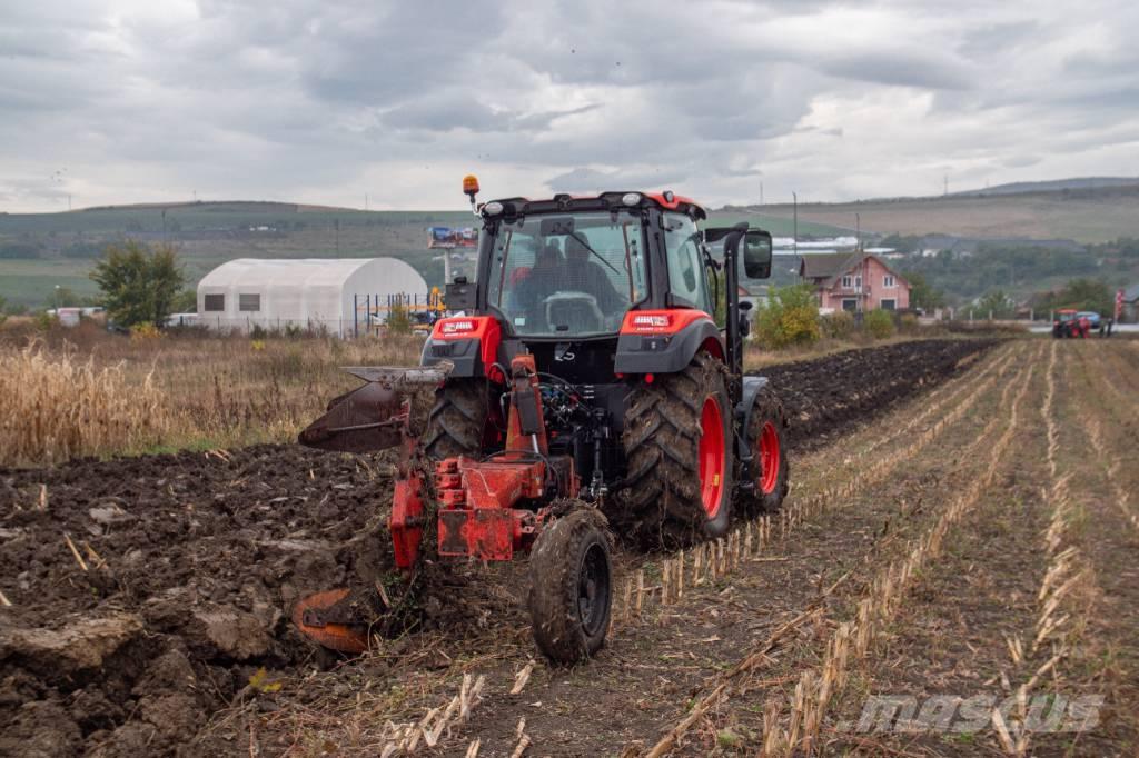 Kioti HX1402ATC-EU Traktory