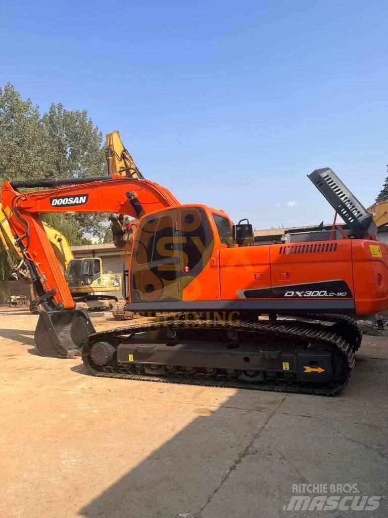 Doosan DX300LC-9C Pásová rýpadla