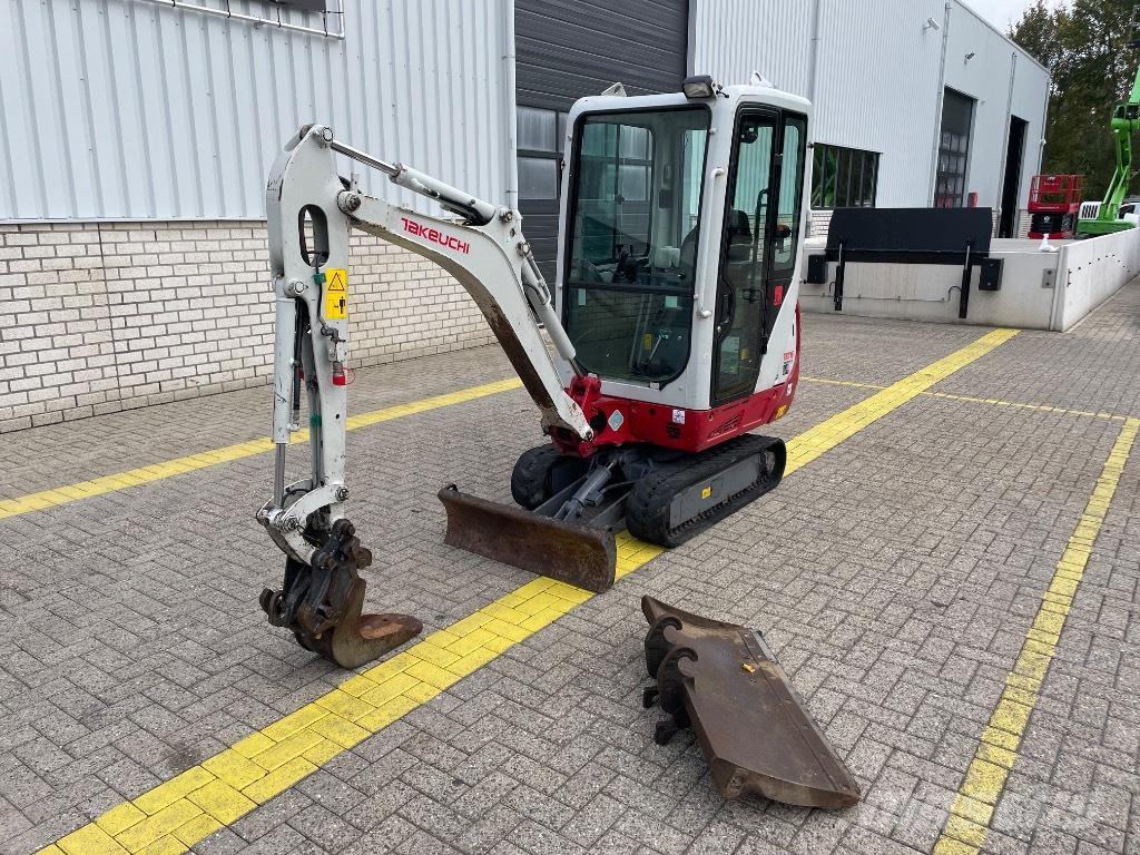 Takeuchi TB 216 Mini rýpadla < 7t