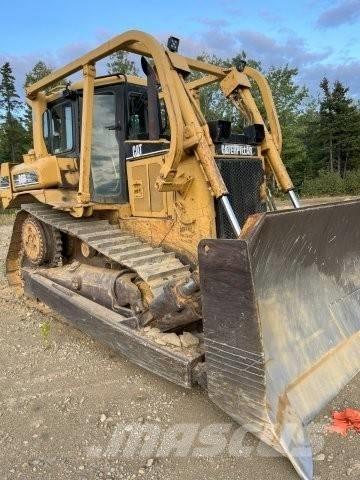 CAT D 6 R XL Pásové dozery