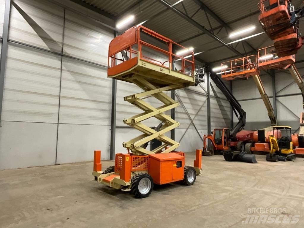 JLG 260 MRT Nůžková zvedací plošina