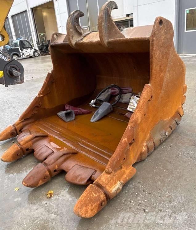 CAT 352 F Pásová rýpadla